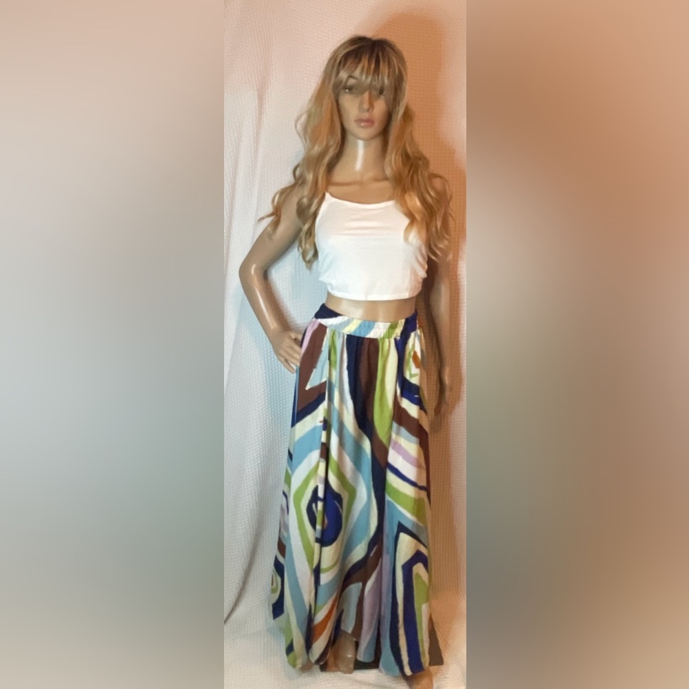 Mlle gabrielle Flowy Maxi skirt Multicolor Design Elastic stretch Waist SIze 3X